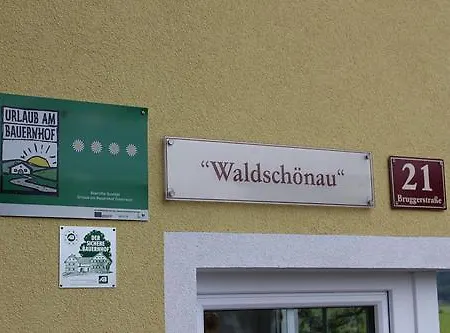 Waldschoenau Vakantieboerderij