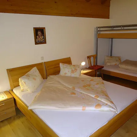 Waldschonau Farm stay *